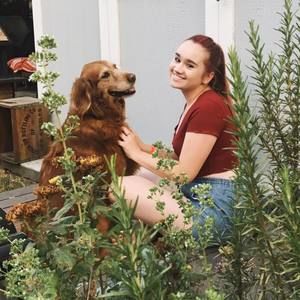 Meet your Posher, Melanie